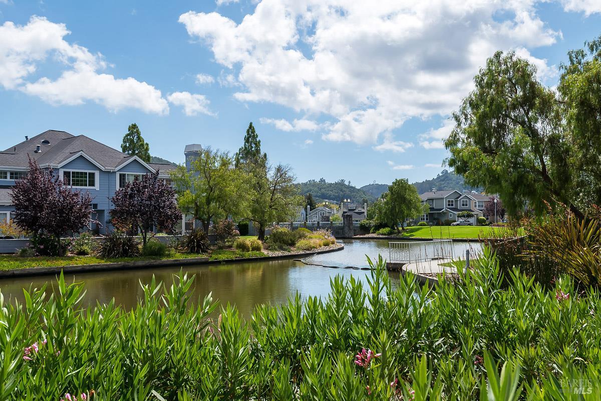 66 Mariners Circle San Rafael CA 94903