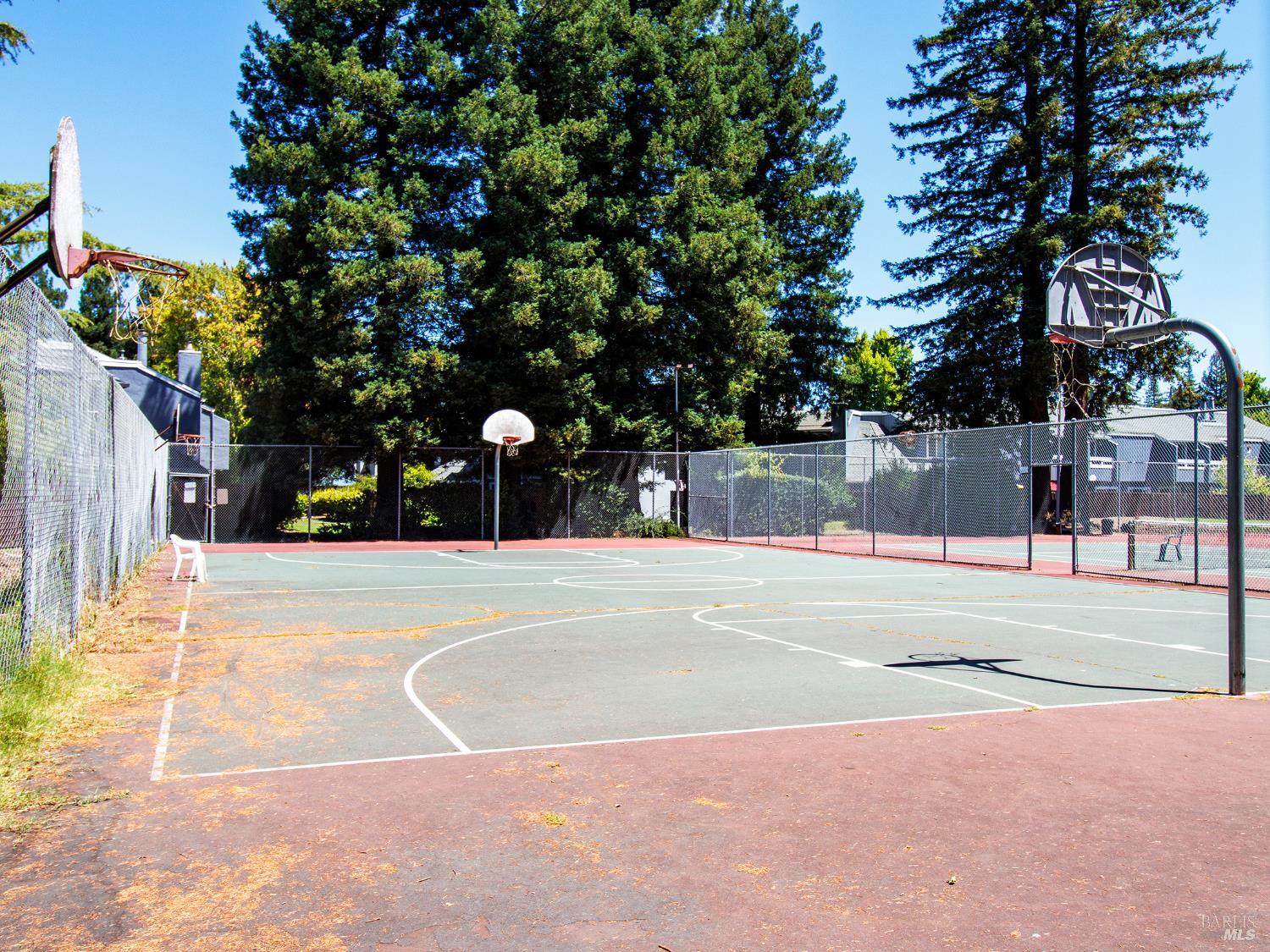 655 Racquet Club Circle Rohnert Park CA 94928