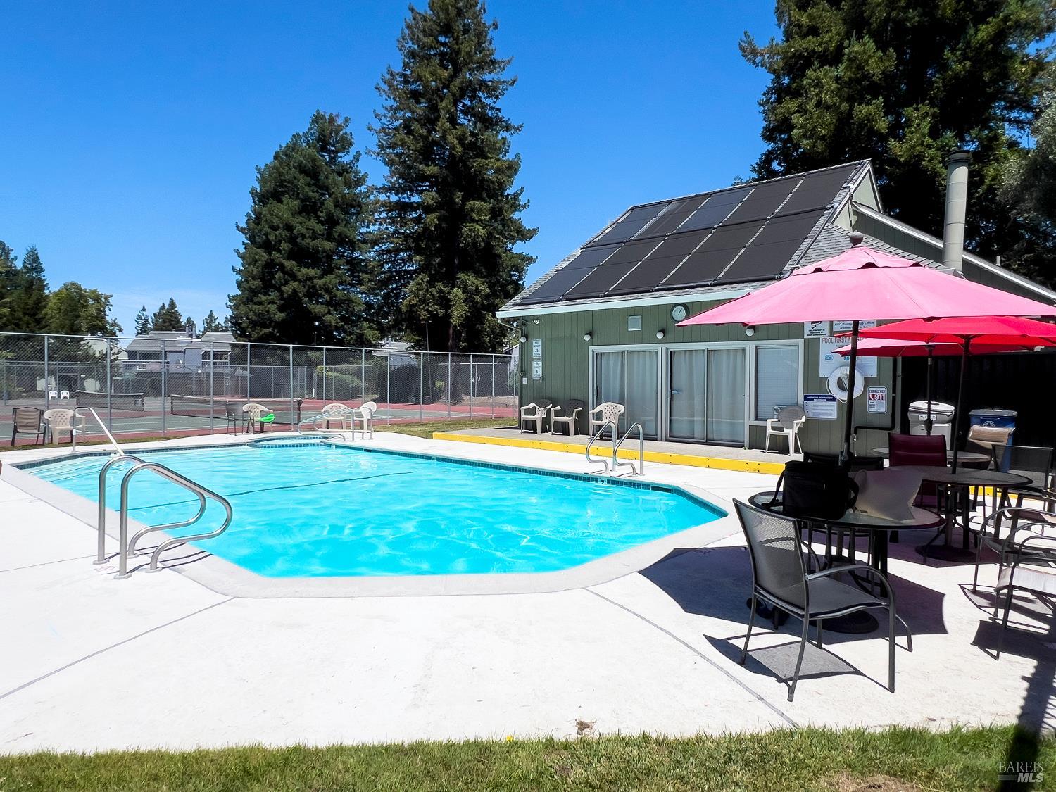 655 Racquet Club Circle Rohnert Park CA 94928