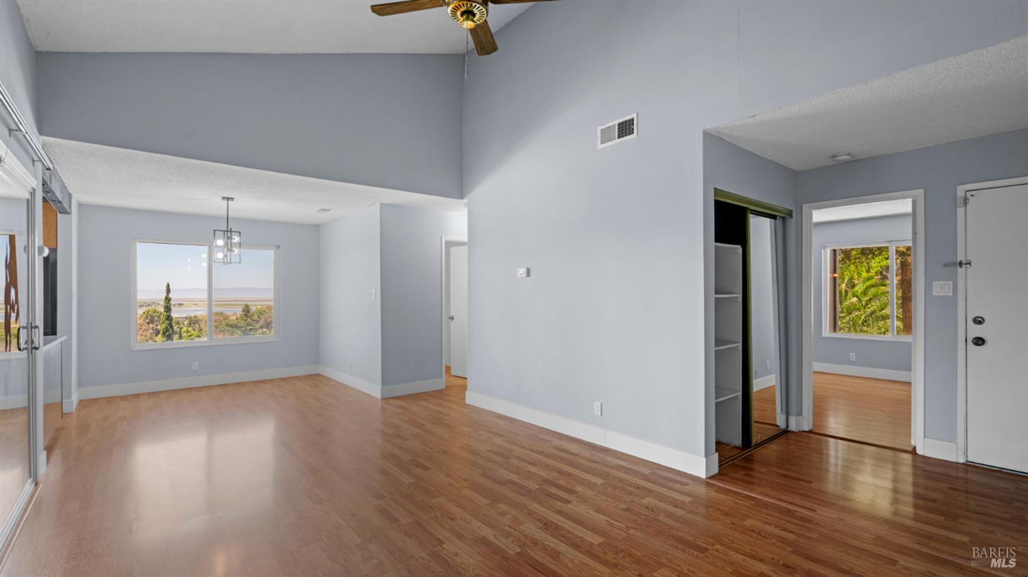 355 Parkview Terrace Vallejo CA 94589