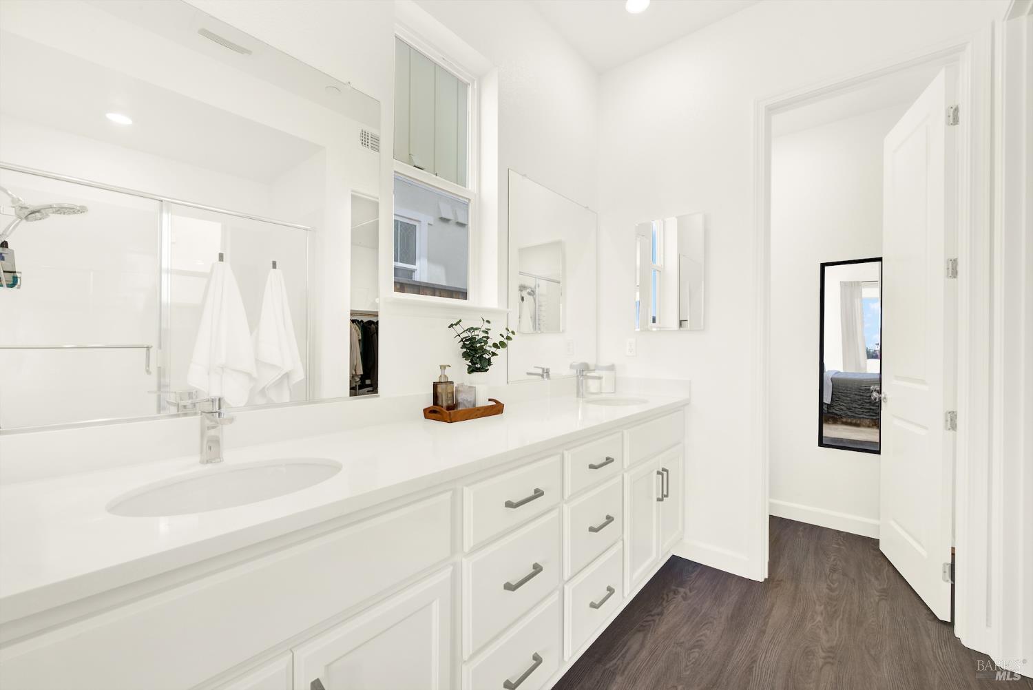 2456 Shore Vista Fairfield CA 94533
