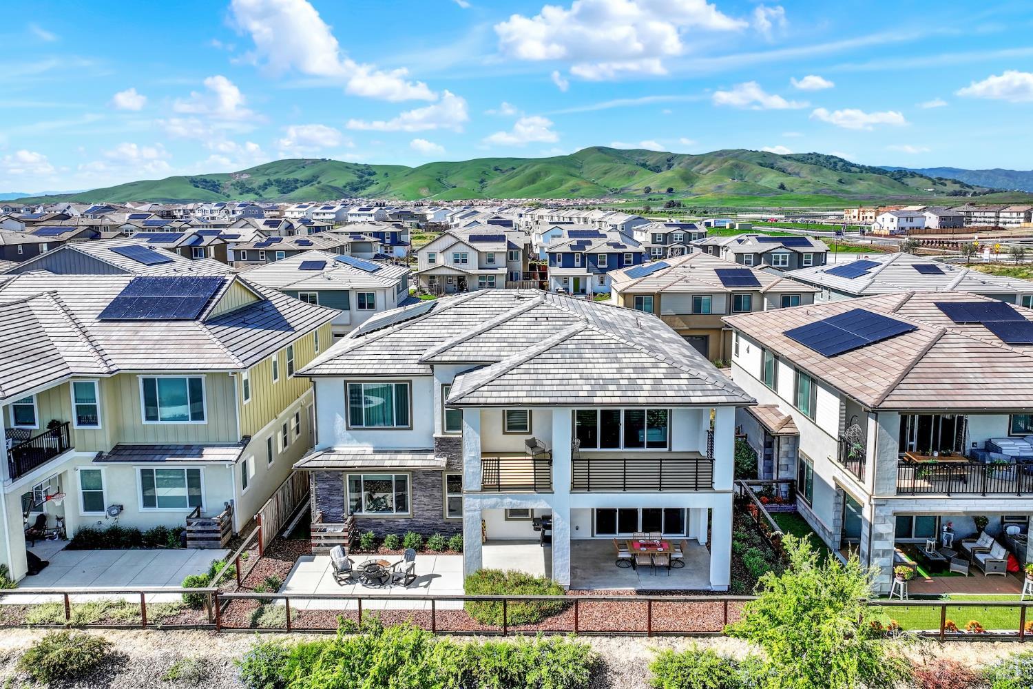 2456 Shore Vista Fairfield CA 94533