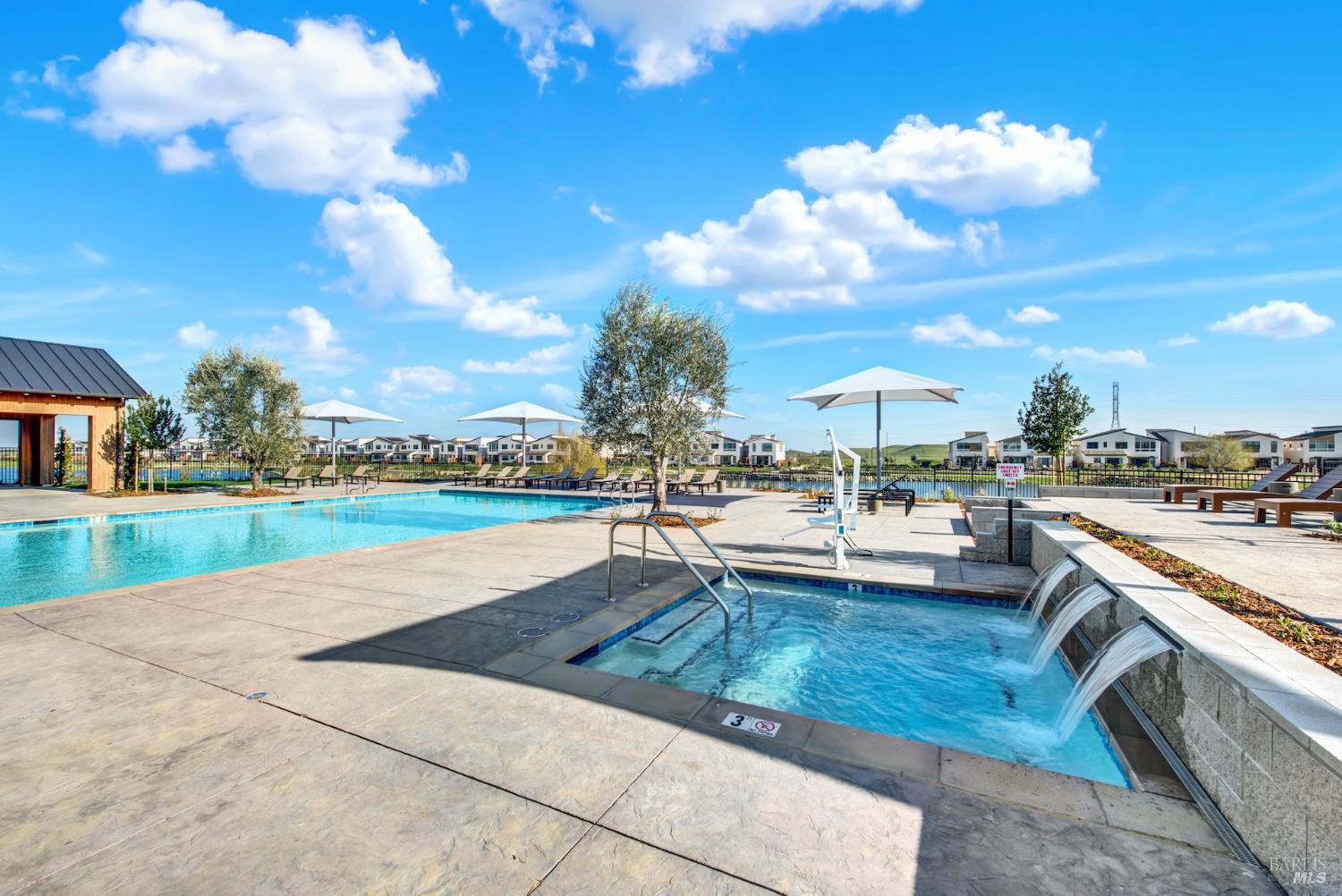 2456 Shore Vista Fairfield CA 94533