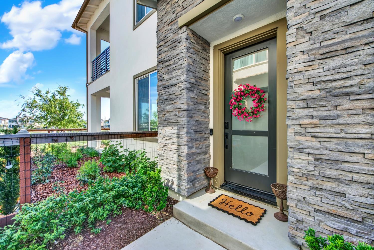 2456 Shore Vista Fairfield CA 94533