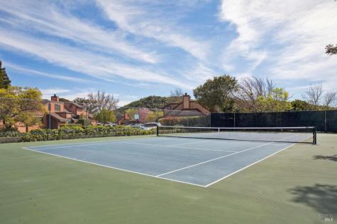 18 Dunlin Court San Rafael CA 94903