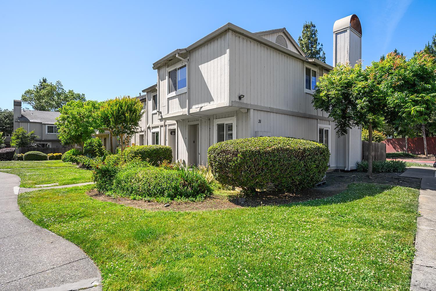 31 Front Street Healdsburg CA 95448