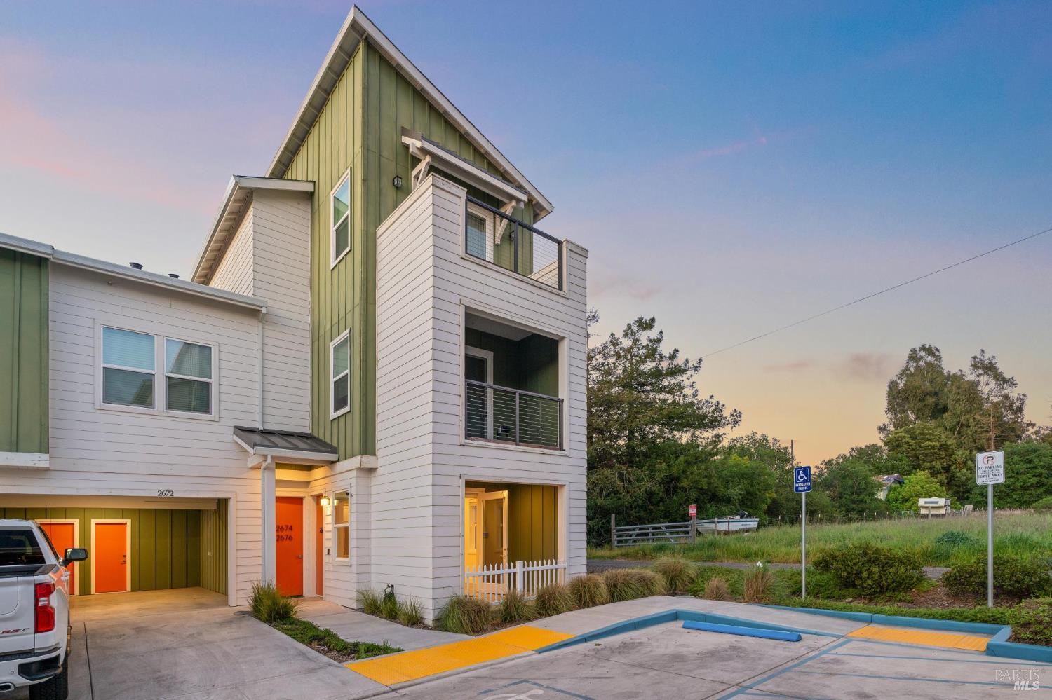 2672 Franz Kafka Avenue Santa Rosa CA 95404