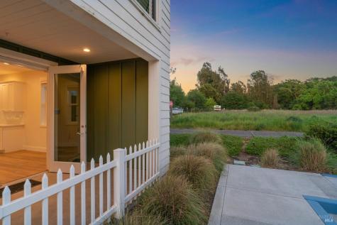 2672 Franz Kafka Avenue Santa Rosa CA 95404