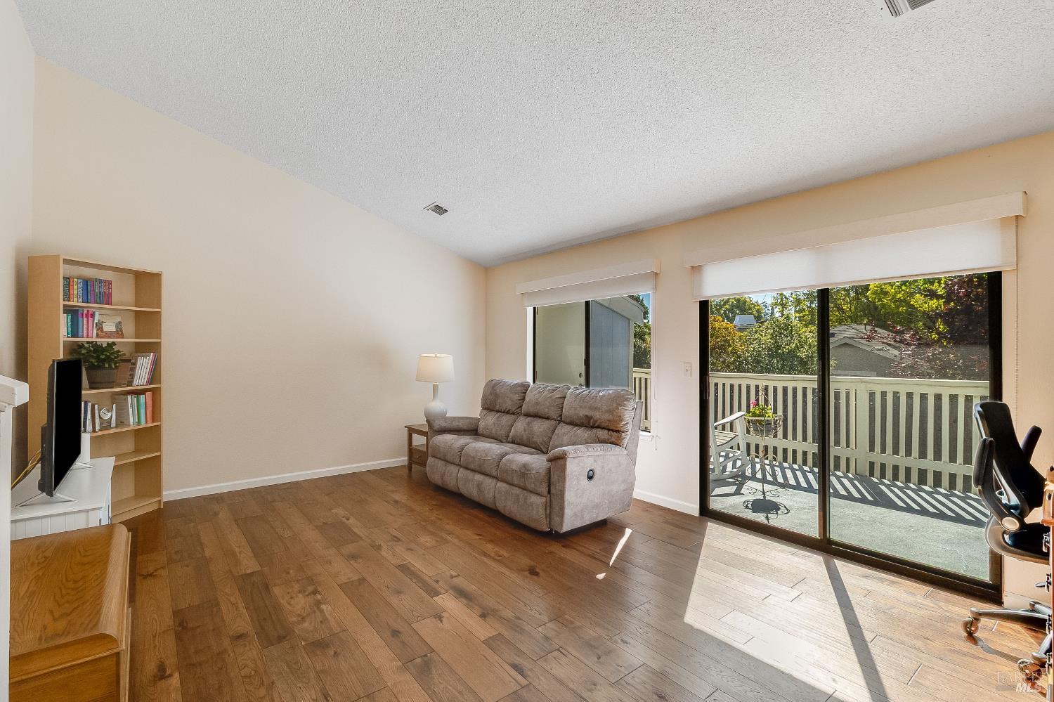 331 East T Street Benicia CA 94510