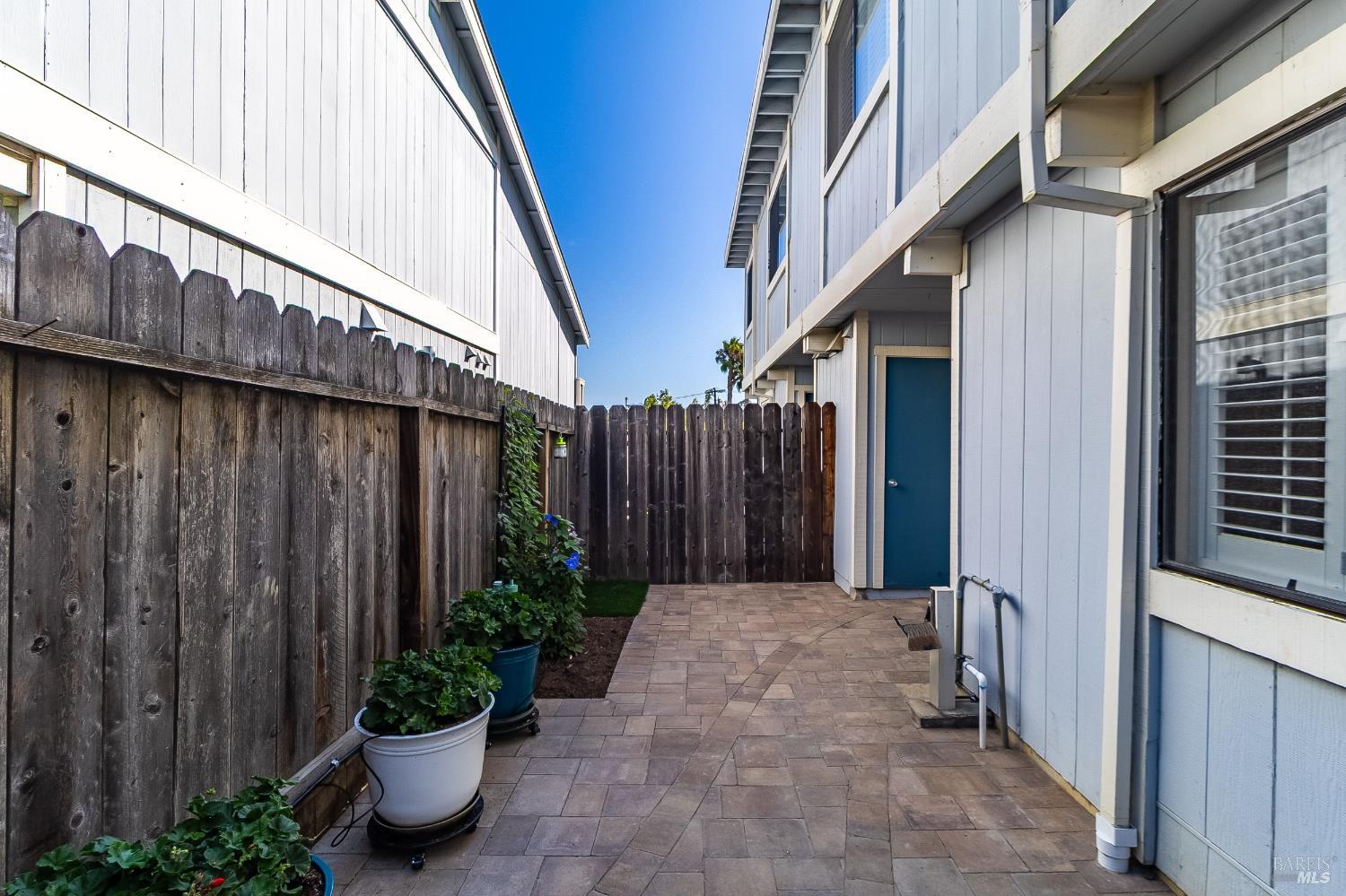 331 East T Street Benicia CA 94510
