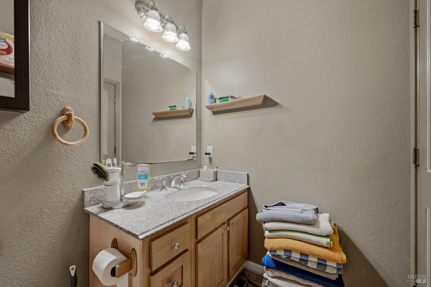 176 Valley Oak Drive Napa CA 94558