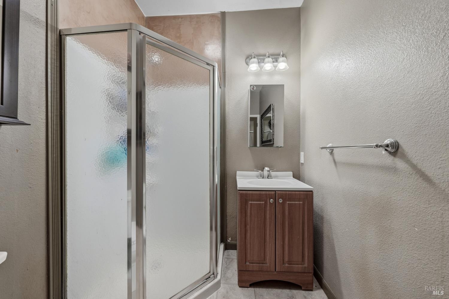 176 Valley Oak Drive Napa CA 94558