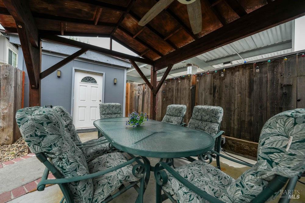 176 Valley Oak Drive Napa CA 94558