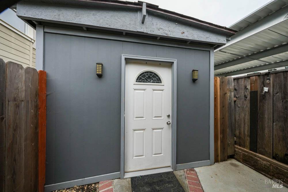 176 Valley Oak Drive Napa CA 94558