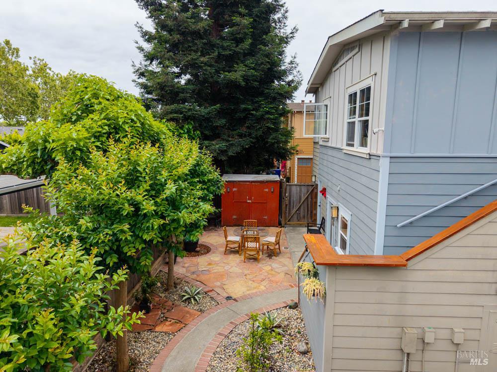 176 Valley Oak Drive Napa CA 94558