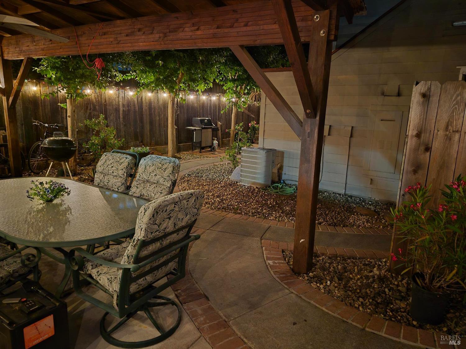 176 Valley Oak Drive Napa CA 94558