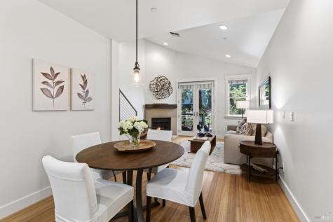 544 Grove Street Healdsburg CA 95448