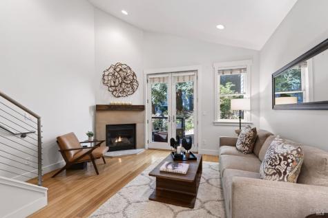 544 Grove Street Healdsburg CA 95448
