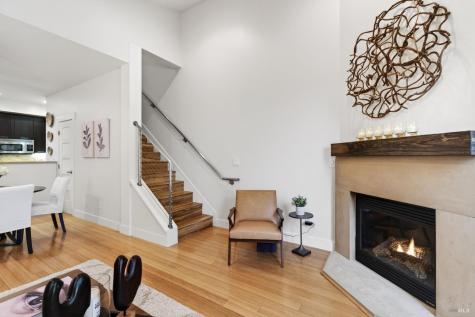 544 Grove Street Healdsburg CA 95448