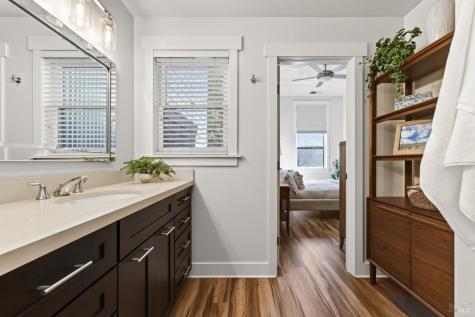 544 Grove Street Healdsburg CA 95448