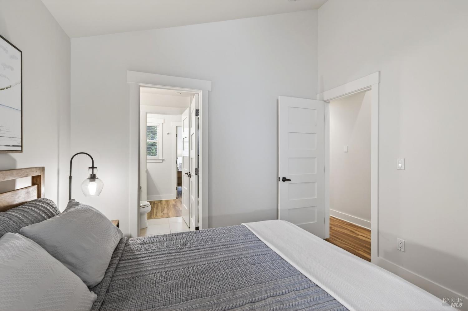 544 Grove Street Healdsburg CA 95448