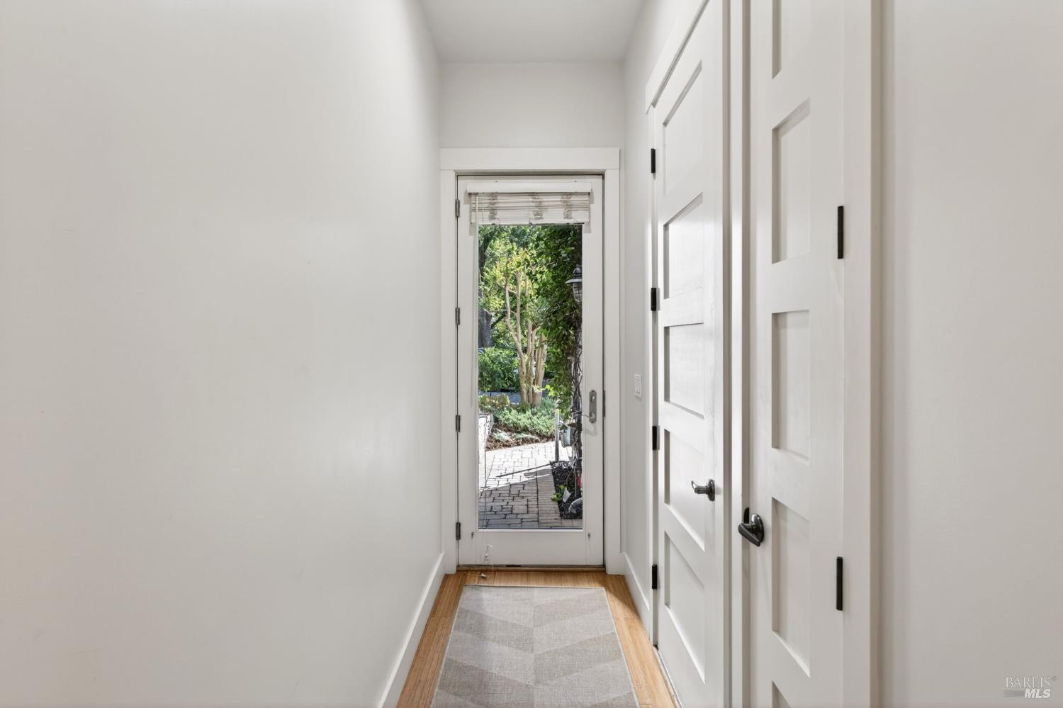 544 Grove Street Healdsburg CA 95448