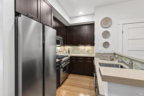 544 Grove Street Healdsburg CA 95448