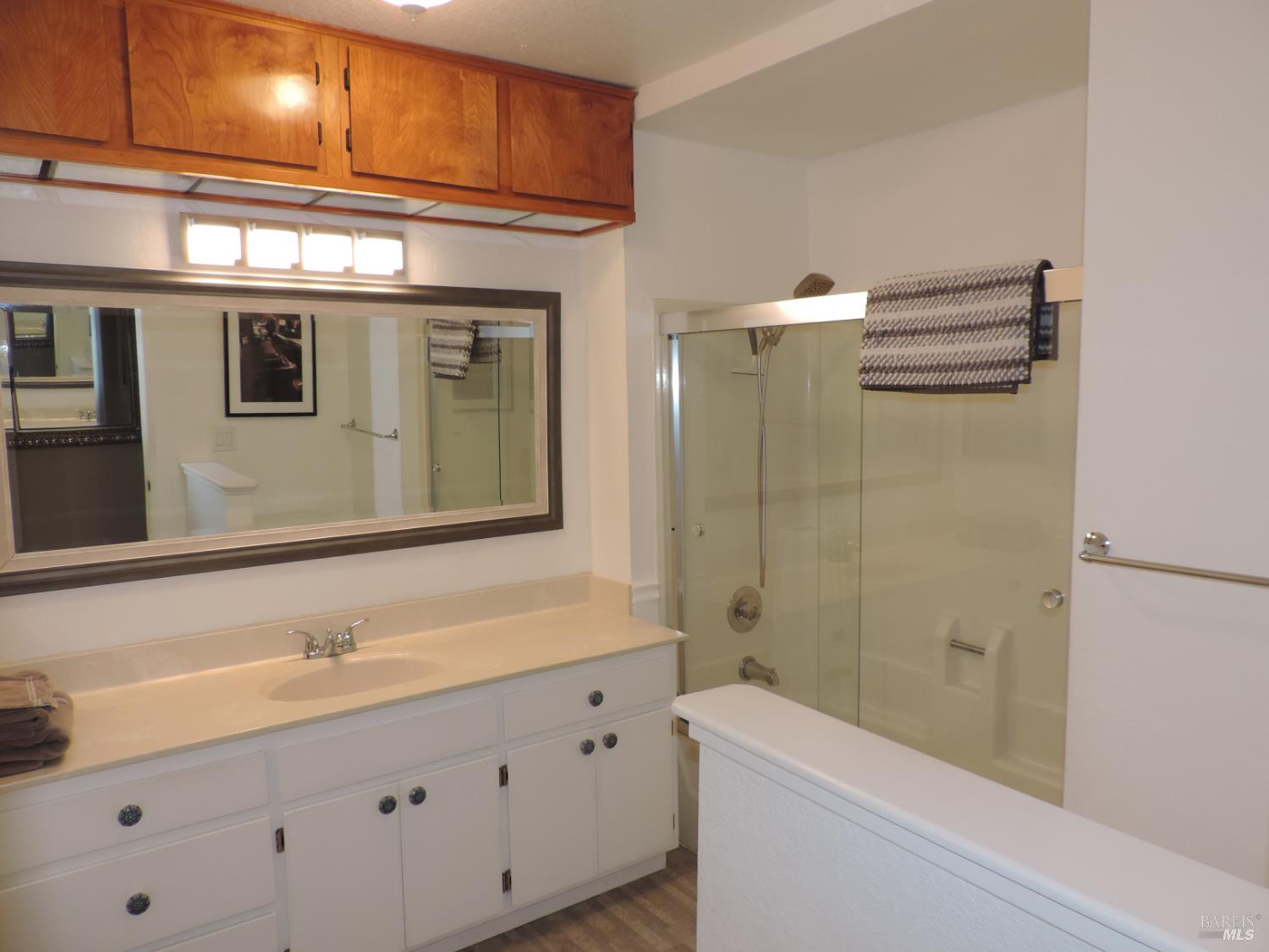9 Vanessa Court W Napa CA 94558