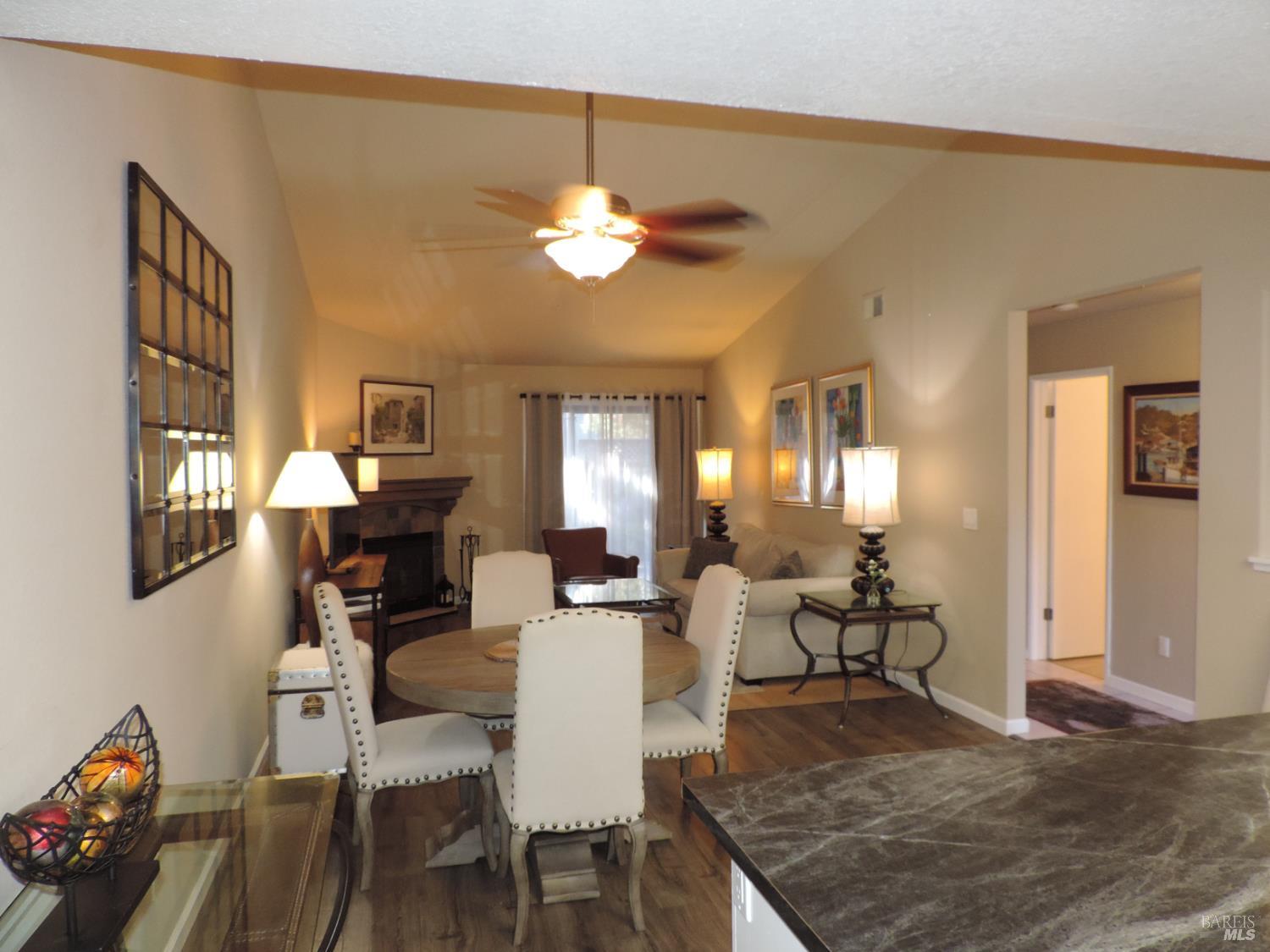 9 Vanessa Court W Napa CA 94558
