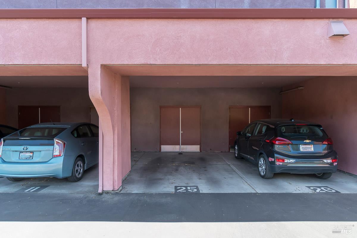 1354 Yulupa Avenue Santa Rosa CA 95405