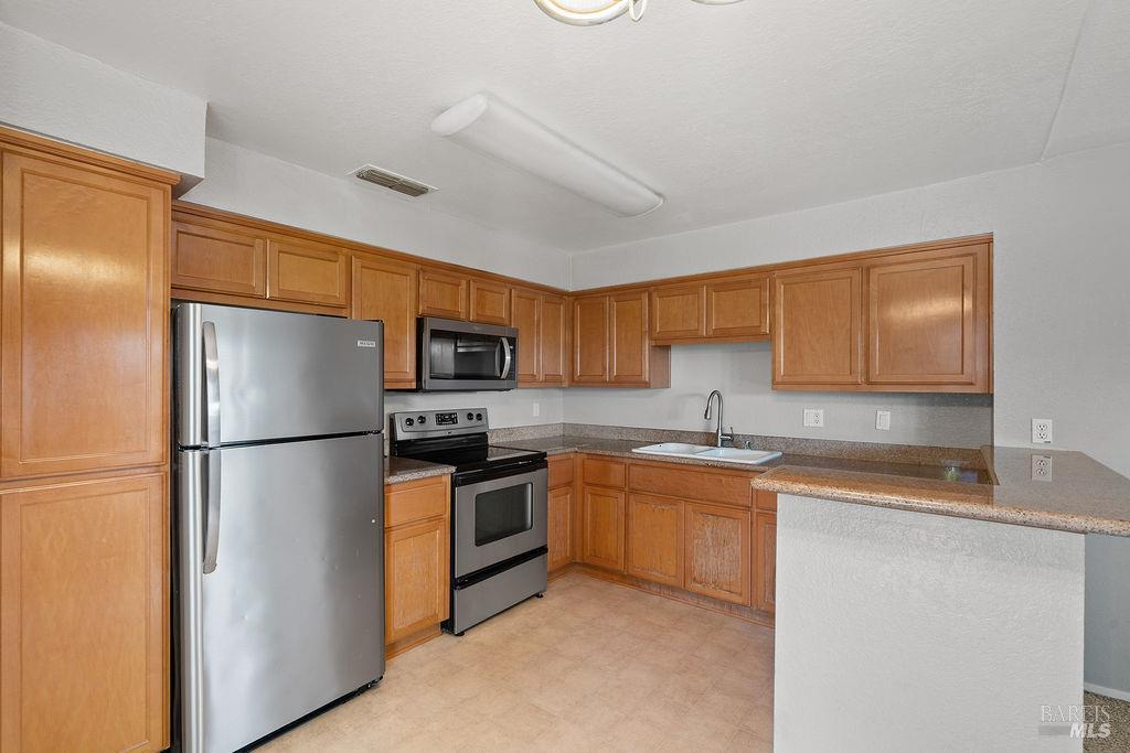 2915 N Texas Street Fairfield CA 94533