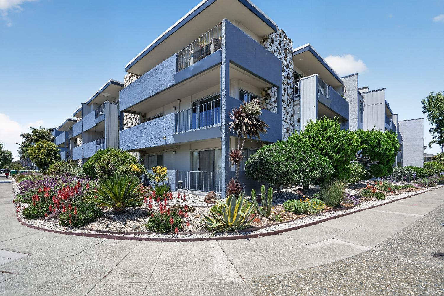 301 Broadway Alameda CA 94501