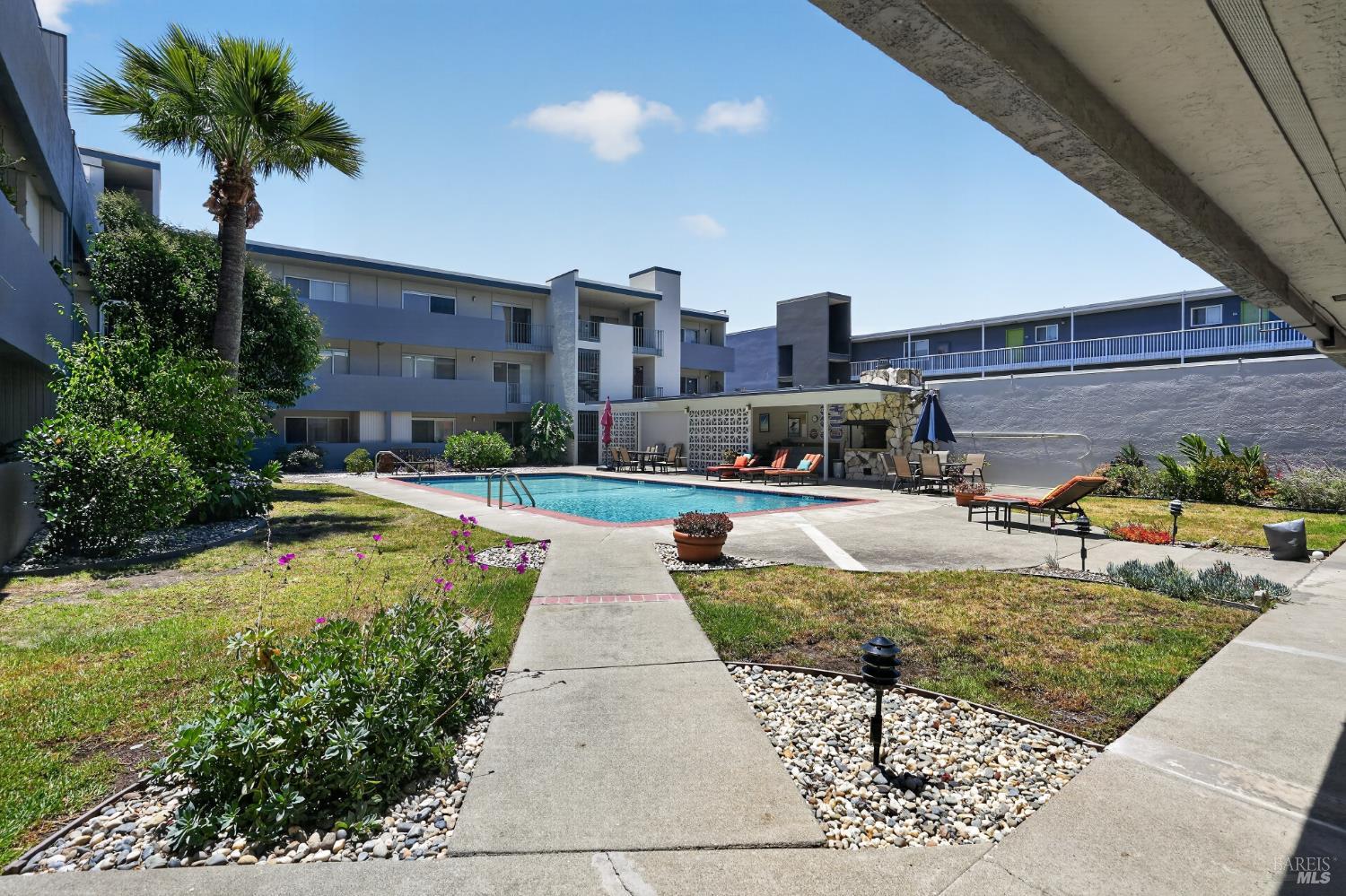 301 Broadway Alameda CA 94501