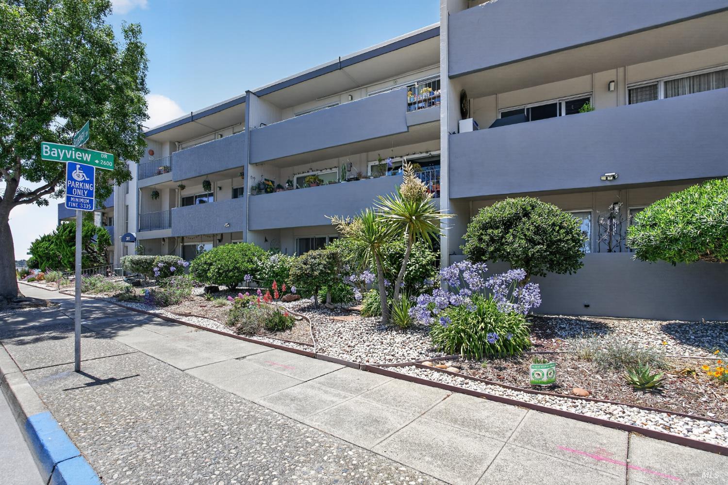 301 Broadway Alameda CA 94501