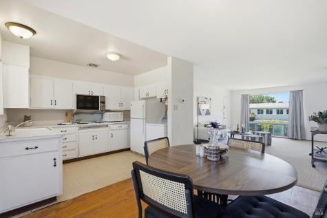 1056 Los Gamos Road San Rafael CA 94903