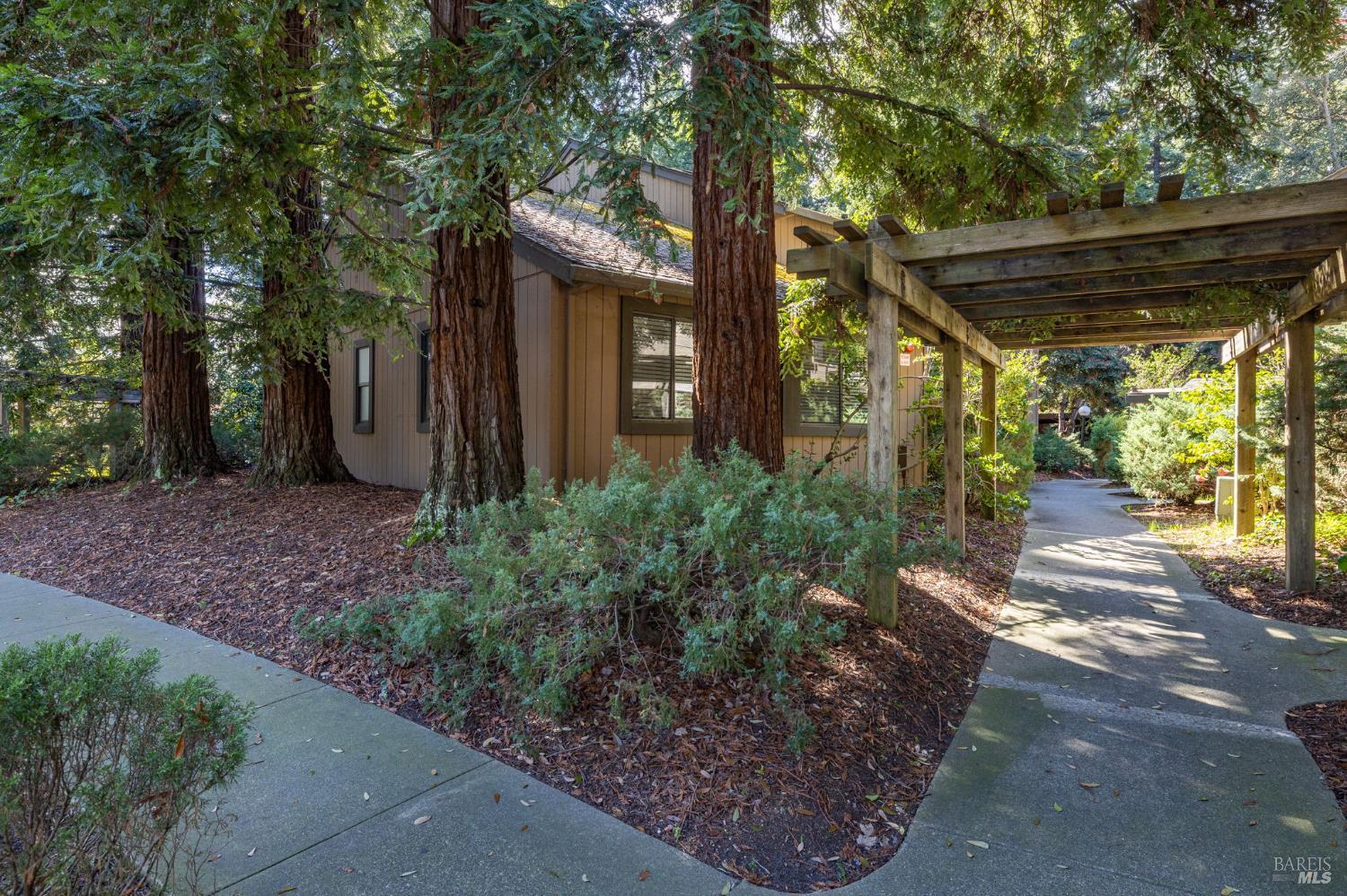 106 Nicholas Court Cotati CA 94931