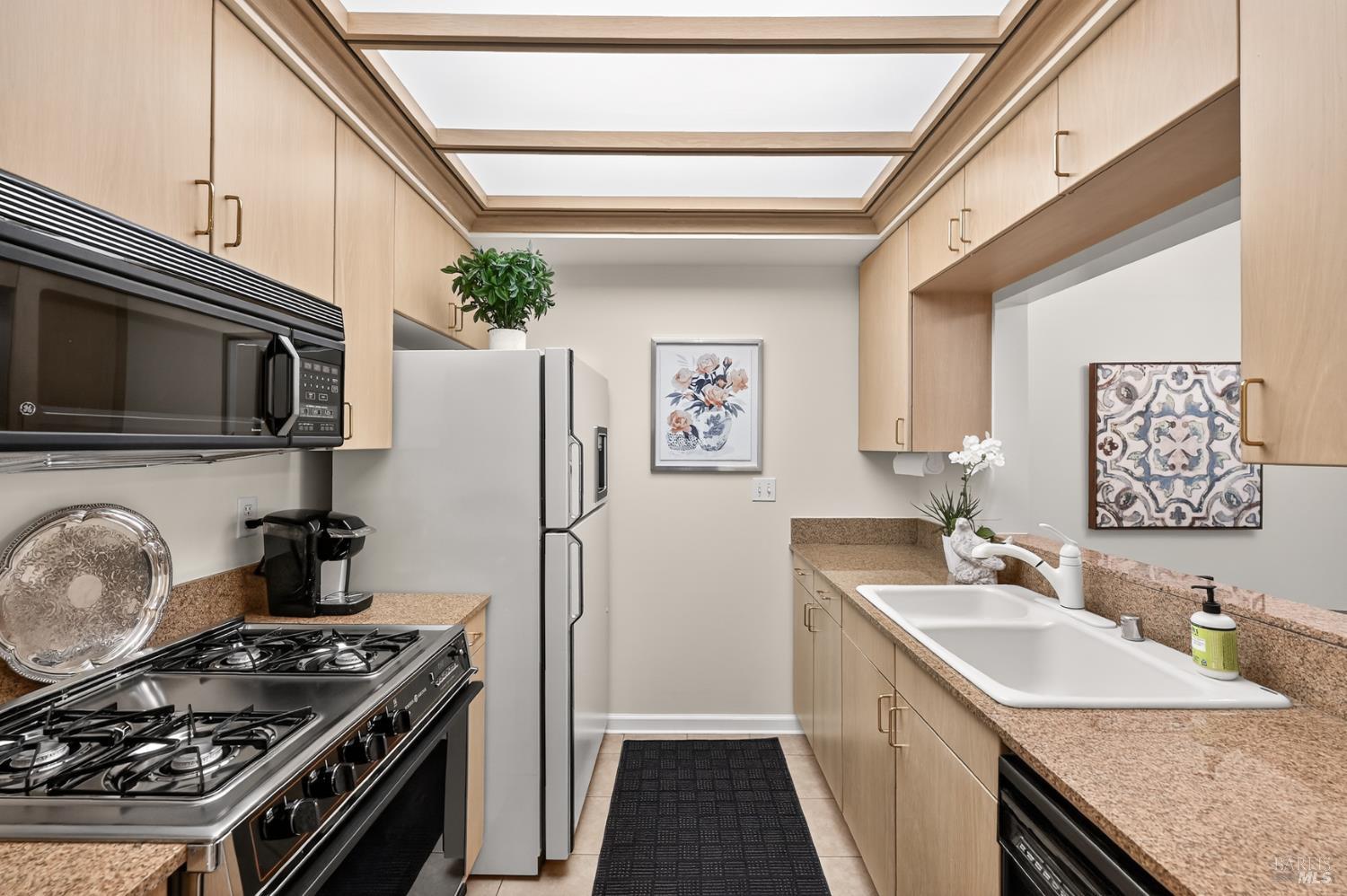 400 Deer Valley Road San Rafael CA 94903