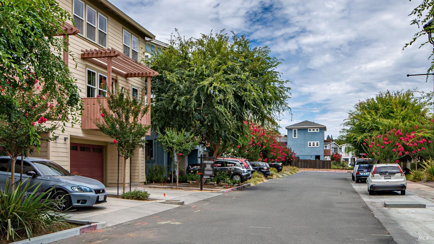 Healdsburg CA, 1593 Cali Lane