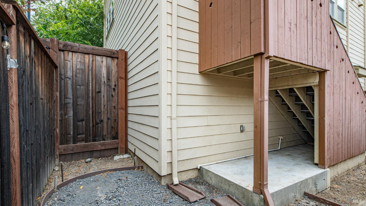 1593 Cali Lane Healdsburg CA 95448