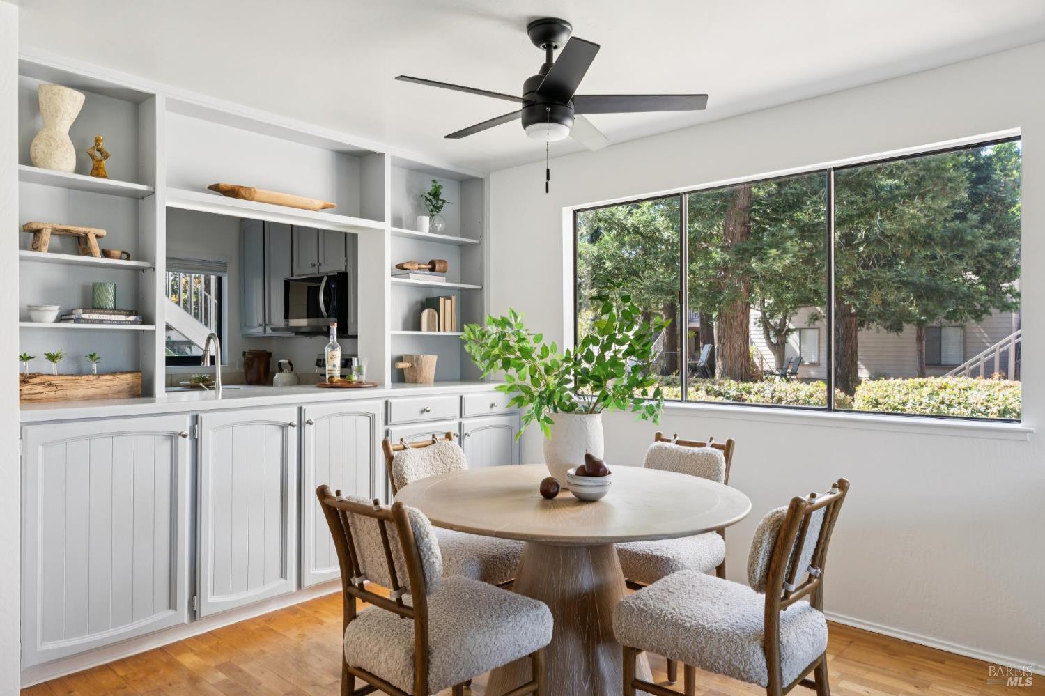 938 Via Casitas Greenbrae CA 94904
