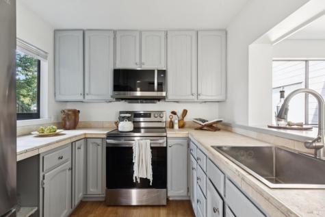 938 Via Casitas Greenbrae CA 94904
