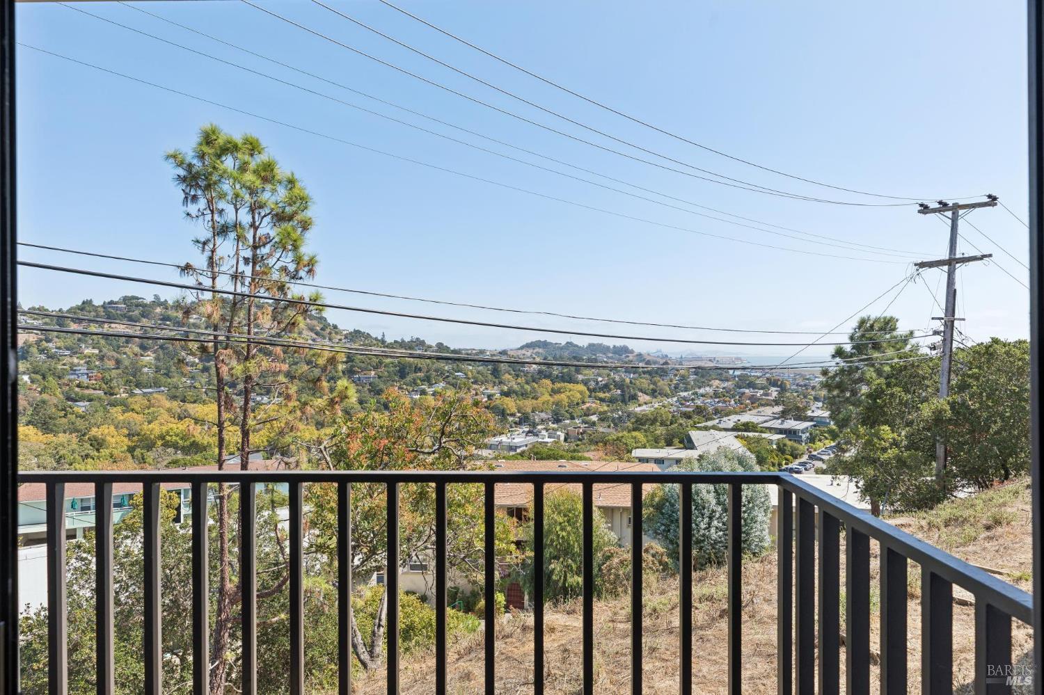938 Via Casitas Greenbrae CA 94904