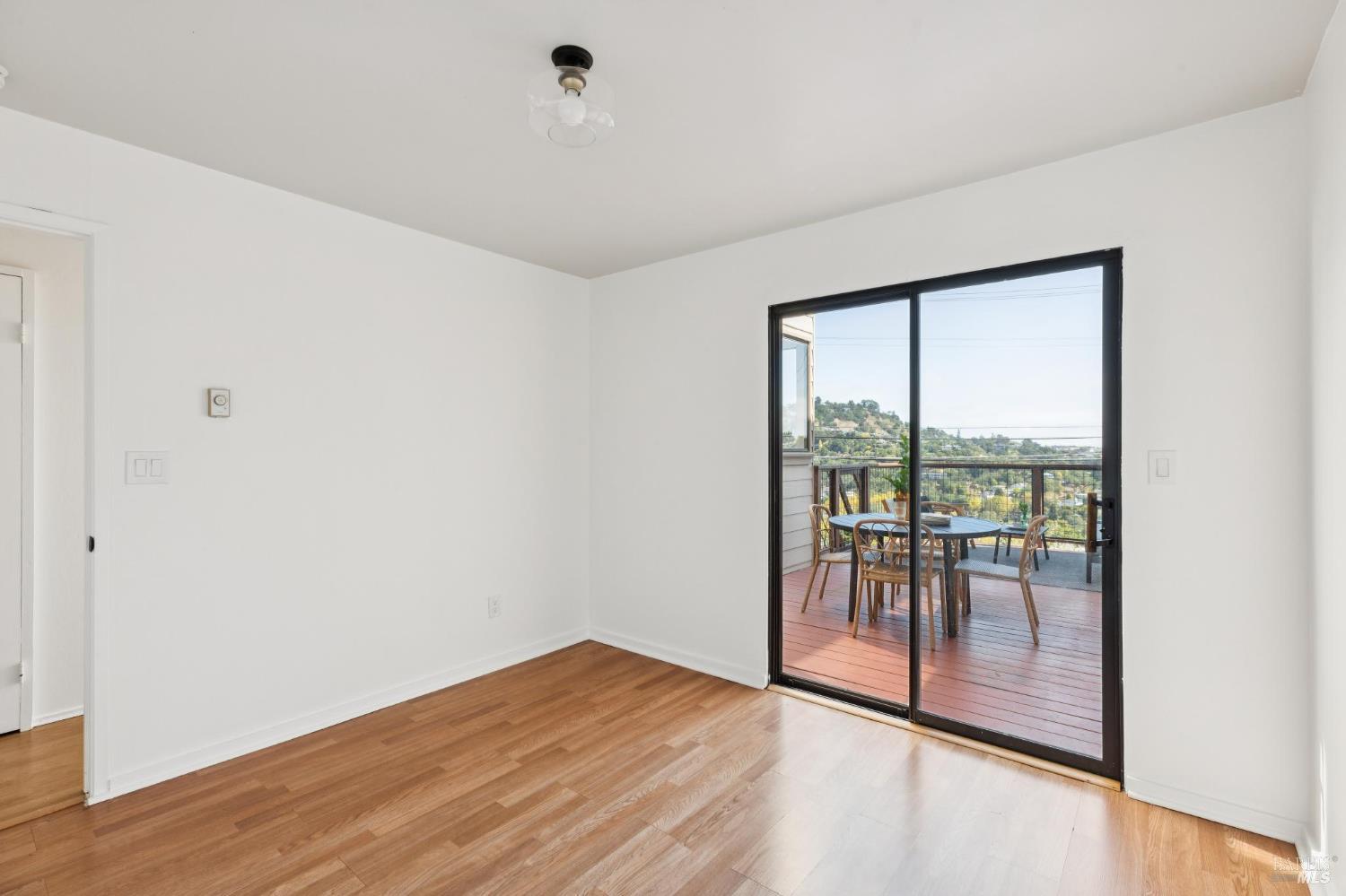 938 Via Casitas Greenbrae CA 94904