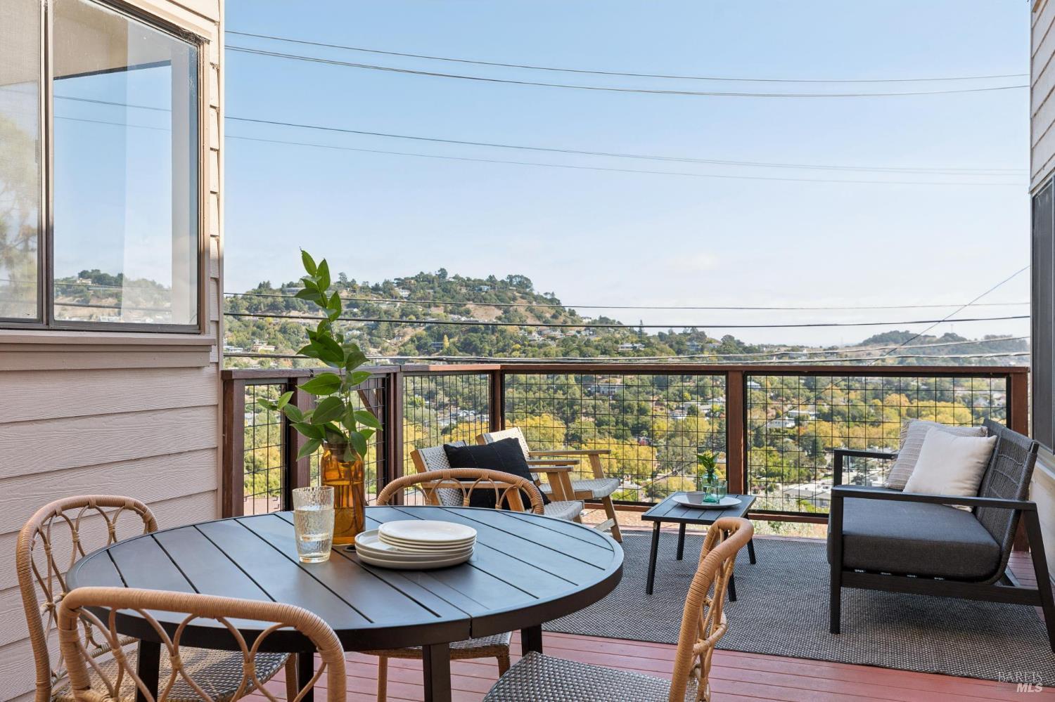 938 Via Casitas Greenbrae CA 94904