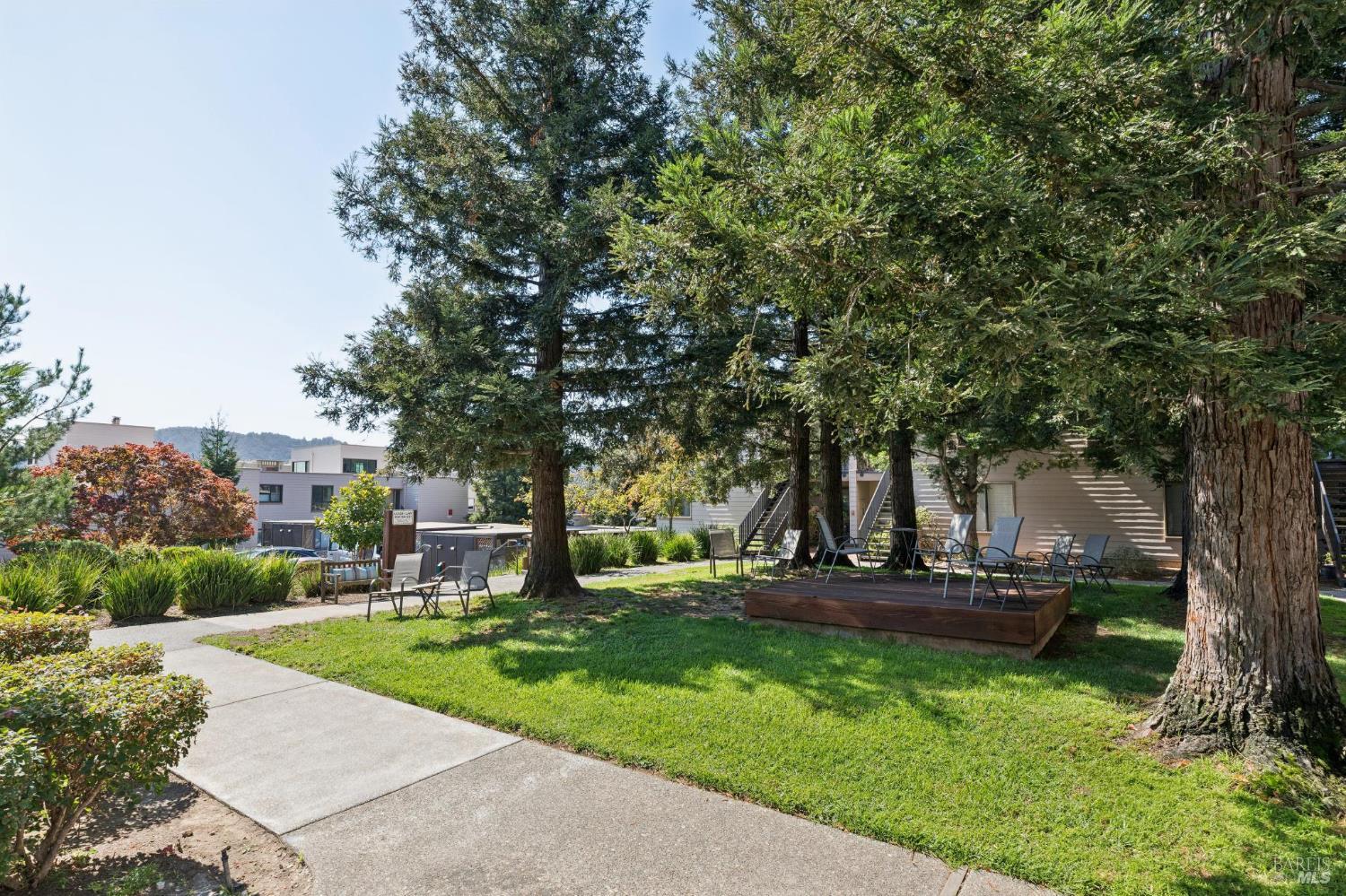 938 Via Casitas Greenbrae CA 94904