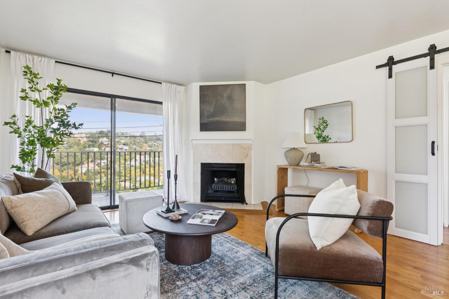 938 Via Casitas Greenbrae CA 94904