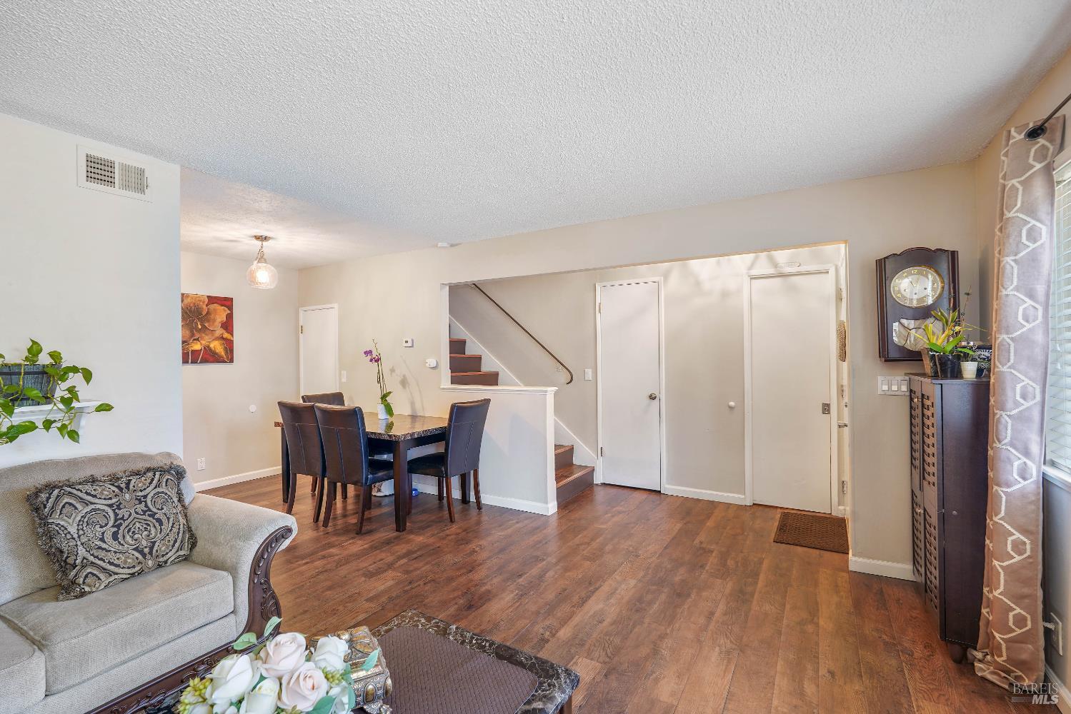 142 Del Rio Circle Vacaville CA 95687