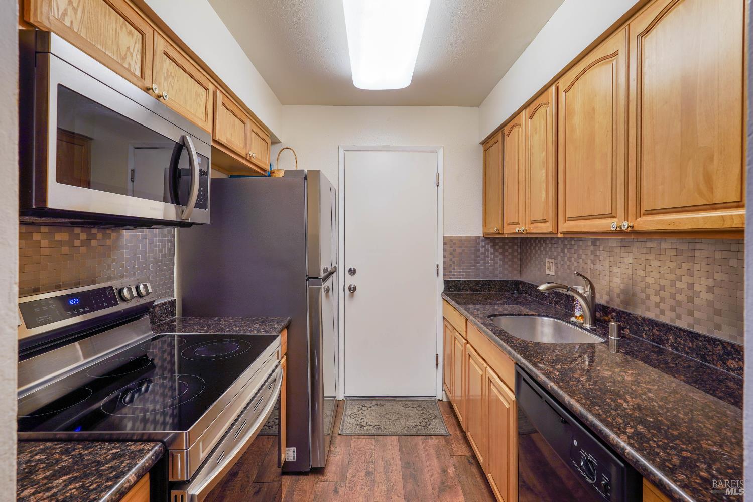 142 Del Rio Circle Vacaville CA 95687