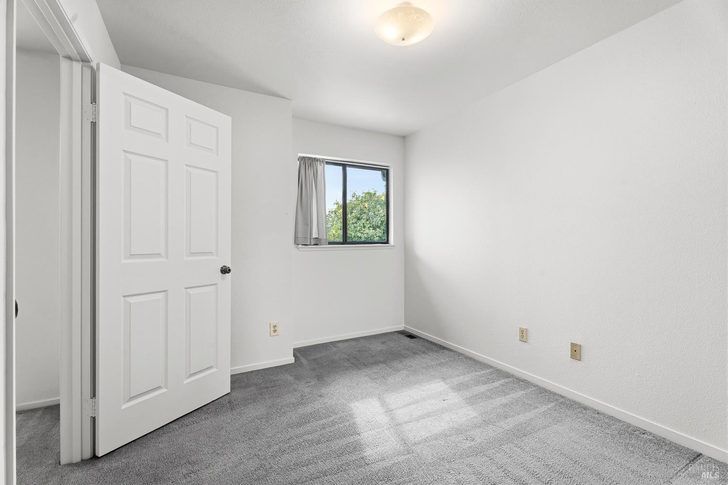 117 Elbridge Avenue Cloverdale CA 95425