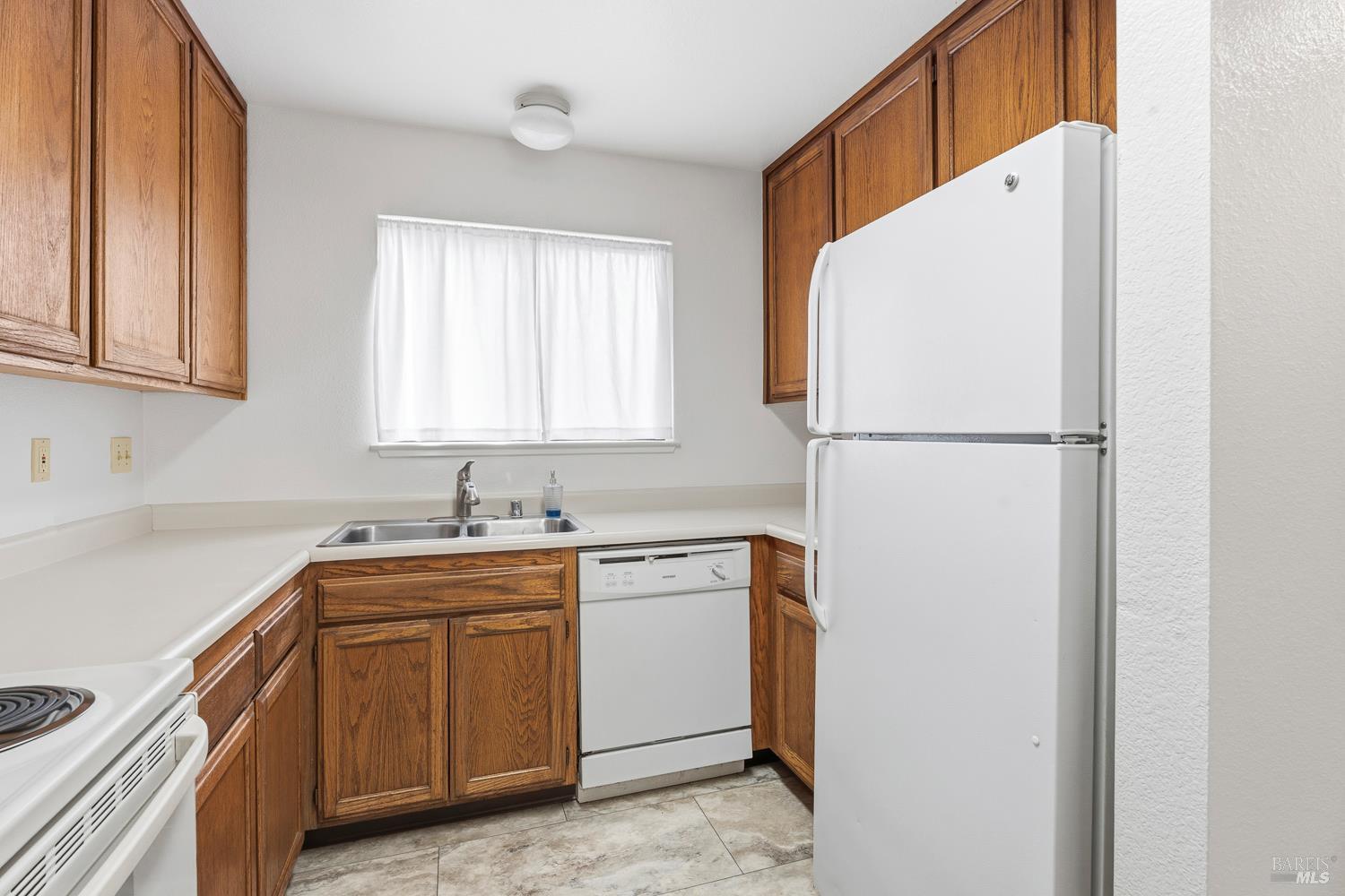 117 Elbridge Avenue Cloverdale CA 95425